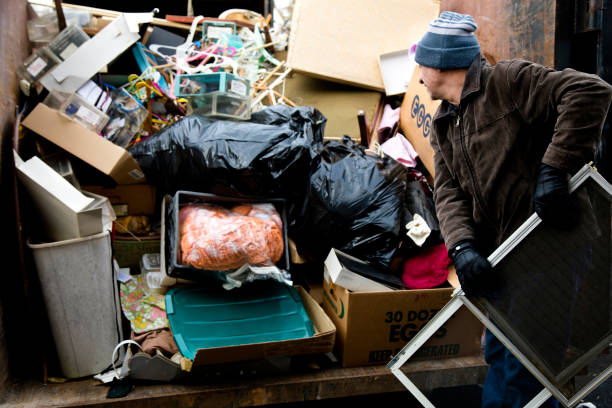 Best Yard Cleanup Services  in Oakfield, WI