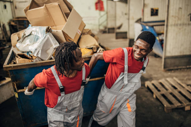 Best Commercial Cleanout Services  in Oakfield, WI
